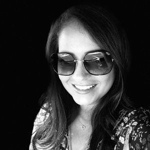 Meet your Posher, Cinthia